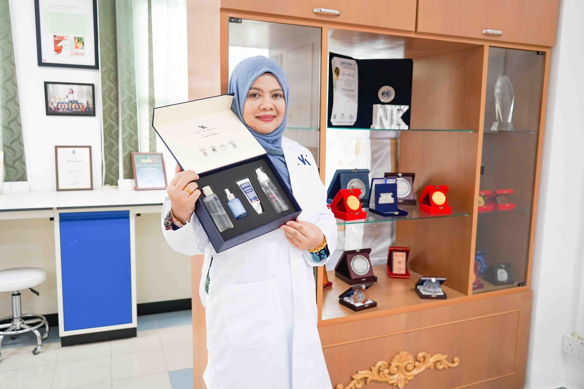 Prof. Madya Dr. Siti Hamidah